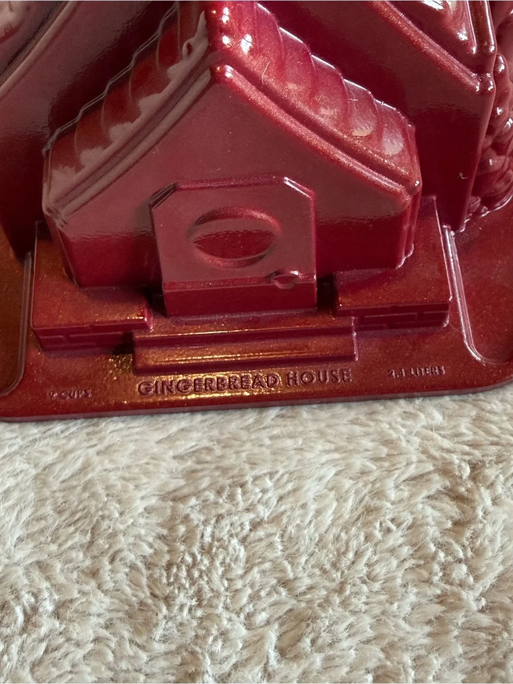 NordicWare Gingerbread House Bundt Pan